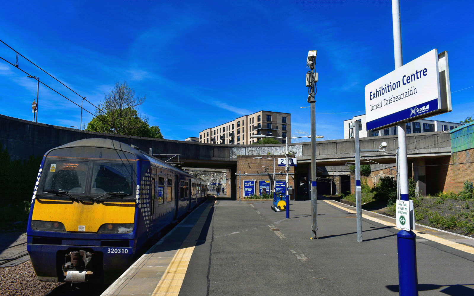 Train pulling into Exhibition Centre Train Station